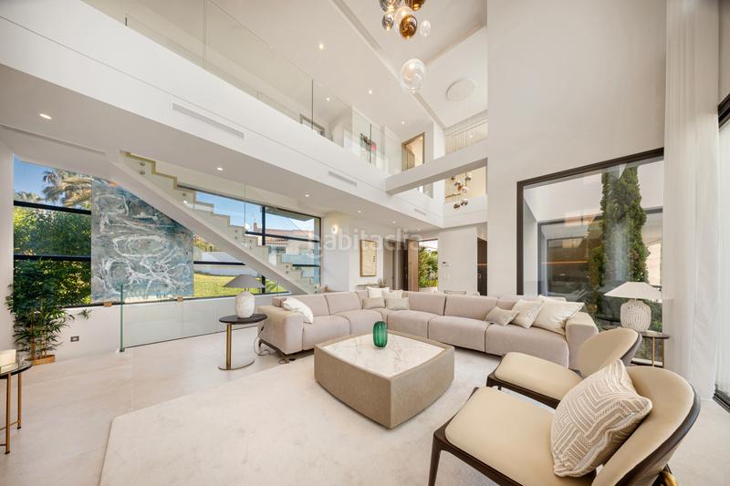 Foto cb671396-e6f8-4892-90cb-886f6ceebebc. Chalet con camino riscaldamento parcheggio piscina in Marbella