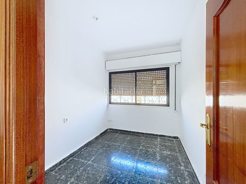 Foto 3c872e88-1c51-447e-aa61-f98be0f7b8c4. Chalet en calle reino de león 4 en Miraflores del Palo Málaga
