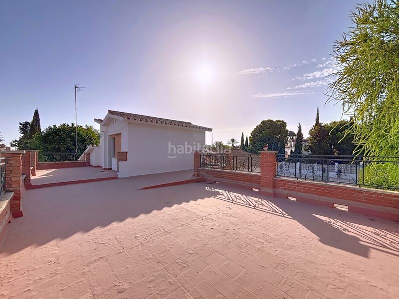 Foto 43e8e185-82ea-4647-9ca5-a7afa9d8c4d8. Chalet en calle reino de león 4 en Miraflores del Palo Málaga