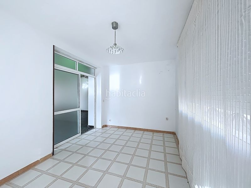 Foto 7990419c-f219-4de1-a63d-0ff635af72d0. Chalet en calle reino de león 4 en Miraflores del Palo Málaga