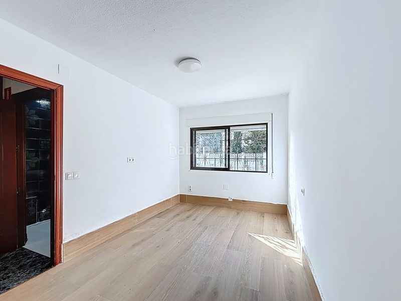 Foto a61e0b76-a600-4767-a956-2911ce4fcd8f. Chalet en calle reino de león 4 en Miraflores del Palo Málaga