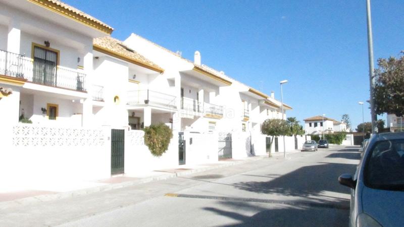 Foto 7816ec9a-4bca-49e8-9345-940842ce413f. Casa adosada en calle enebro 17 en San Pedro de Alcántara Pueblo Marbella