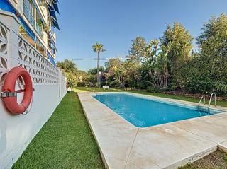 Piso  Avenida del limonar. **tico de ensueo en marbella - tu nuevo hogar te espera! **