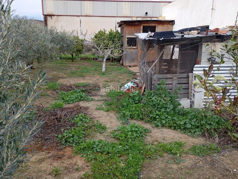 Foto 5f9e6693-64ea-4149-abb5-fd47a30442c0. Masia amb aparcament a Gallardos (Los)