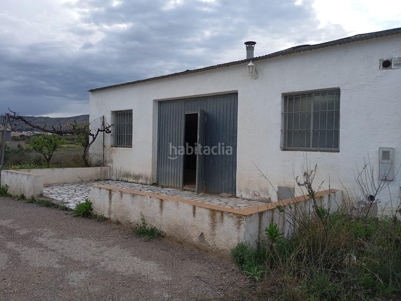 Foto a01033f4-95e3-4a9c-a2e3-621f042bc3a8. Masía en Gallardos (Los)