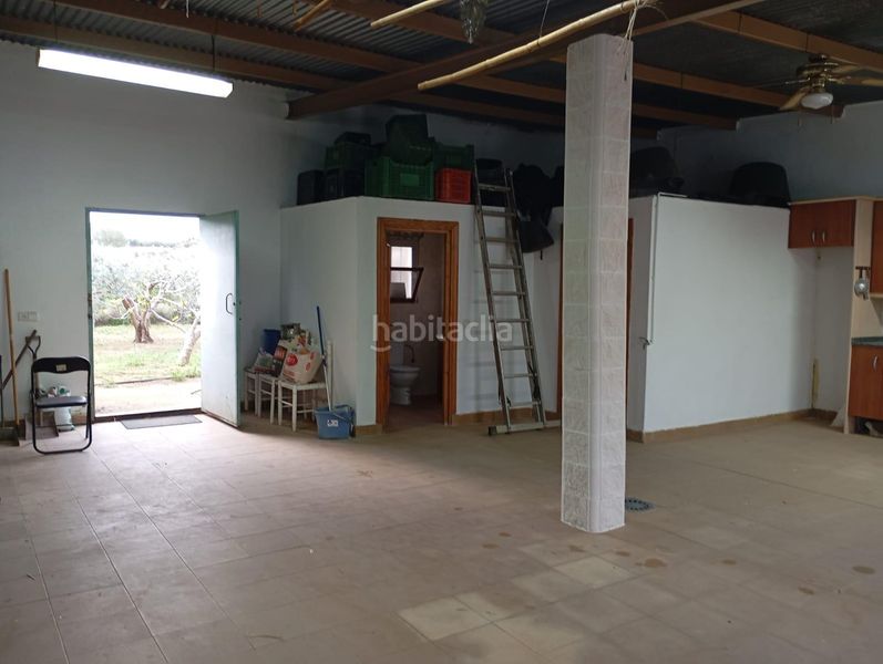 Foto f5adc078-2d7f-4d63-b762-72a450c1fb70. Masía en Gallardos (Los)