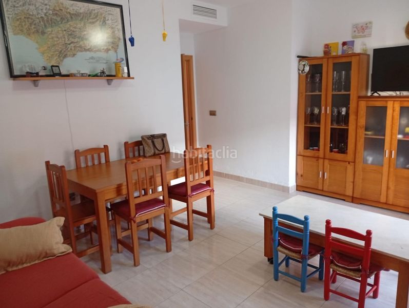 Foto 5cdcd3d9-2090-432b-bd7a-f0e7ddd85d1d. Pis amb aparcament a puerto de Garrucha Garrucha