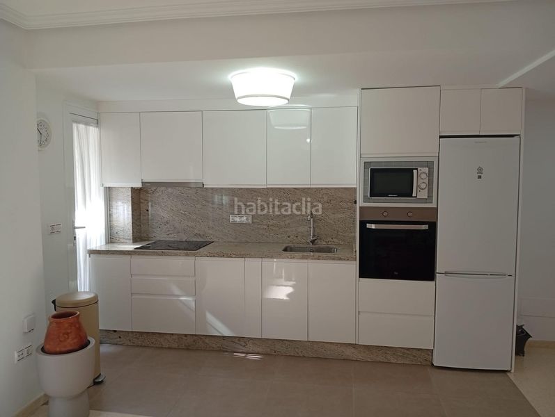 Foto 18674452-33f6-494d-82cb-64700fc7979e. Pis amb aparcament a puerto de Garrucha Garrucha