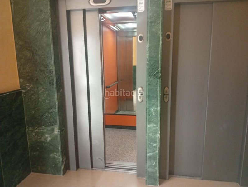 Foto ee225b9b-2bf8-4fa2-b0d2-20c9b4a5279f. Pis amb aparcament a puerto de Garrucha Garrucha