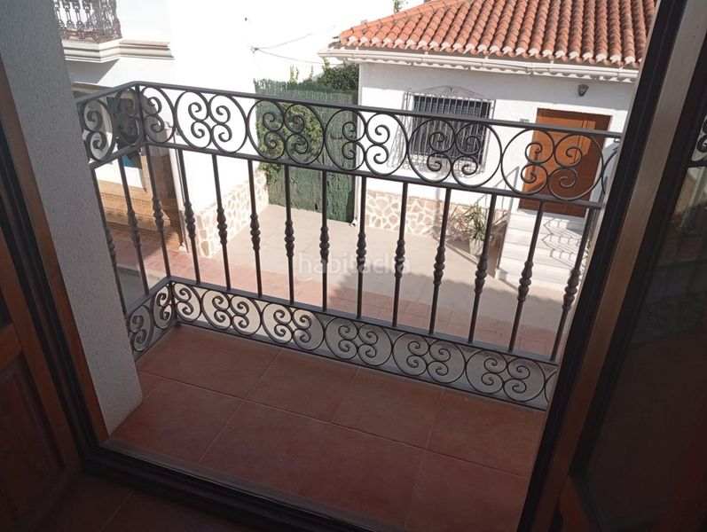 Foto 3c5f646b-09a8-4fcb-a5ed-ab038564d5b7. Casa adossada amb aparcament a Gallardos (Los)
