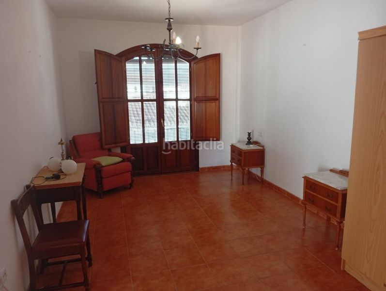 Foto 54af7f5e-c4c5-426a-a31d-8fef5265a93c. Casa adossada amb aparcament a Gallardos (Los)
