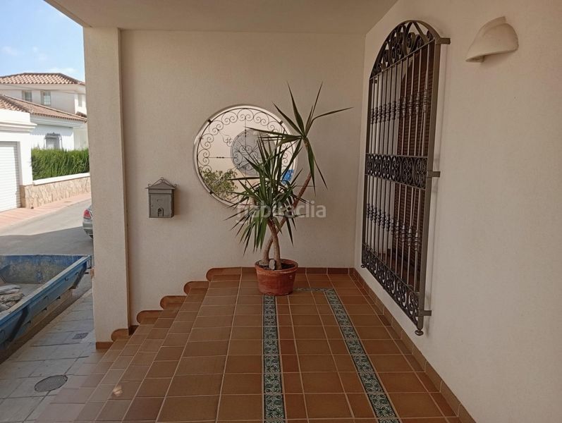 Foto 671c25f7-8759-4634-b695-2a3adc8a1b04. Casa adossada amb aparcament a Gallardos (Los)