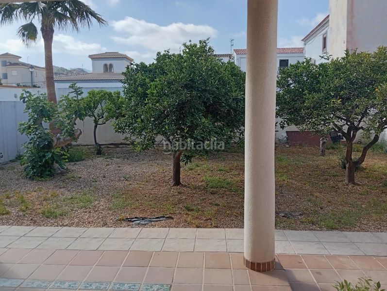 Foto 73d273f2-5f45-4a41-8d75-53169b0f0595. Casa adossada amb aparcament a Gallardos (Los)