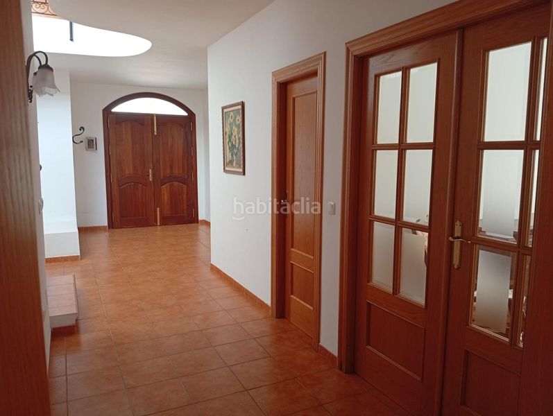 Foto ba5e5595-0873-4a76-b0d3-fc819db8f578. Casa adossada amb aparcament a Gallardos (Los)