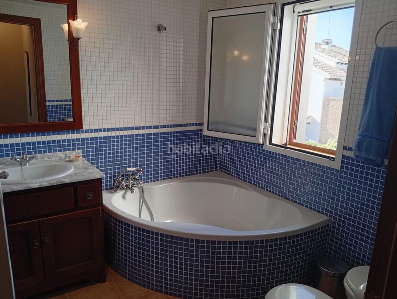 Foto 4d6b9941-7759-49f5-951d-7516c16baa08. Casa adossada amb aparcament piscina a Lomas del Mar Vera