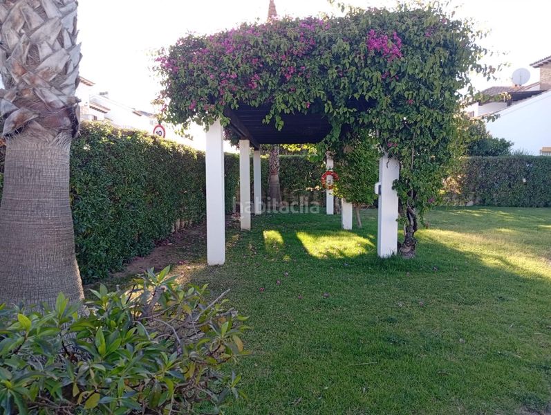 Foto 5893b9bc-bc84-427e-8d5b-7702bf0d661a. Casa adossada amb aparcament piscina a Lomas del Mar Vera