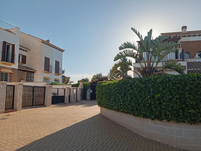 Foto cb934613-0eef-4a2c-a333-1bc79158e9d5. Casa adossada amb aparcament piscina a Lomas del Mar Vera