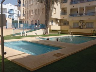 Piso en Puerto de Garrucha. Fantastico piso en garrucha en calle mayor cerca de mercadona