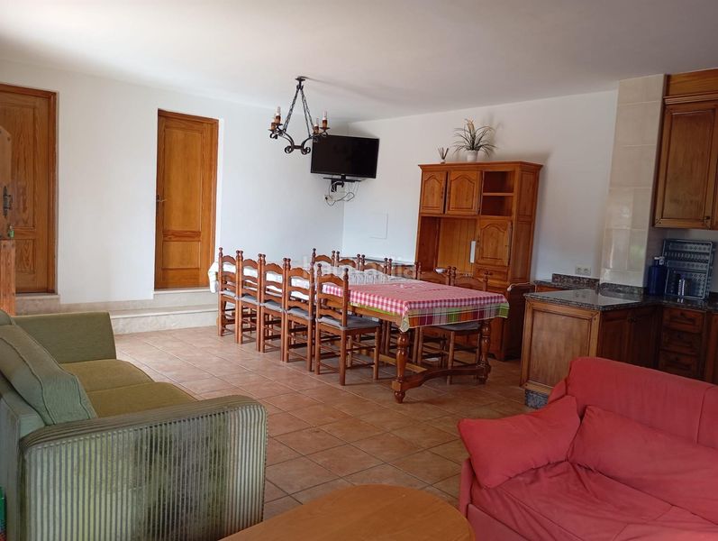 Foto e77808fa-eeba-4459-bcc5-a946cdebc52c. Chalet with parking pool in Bédar