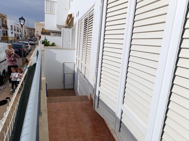 Foto 5ea45d7a-4b29-4240-8e06-2a3a80960ed6. Casa adosada dúplex en marina del faro en Las Escobetas Garrucha