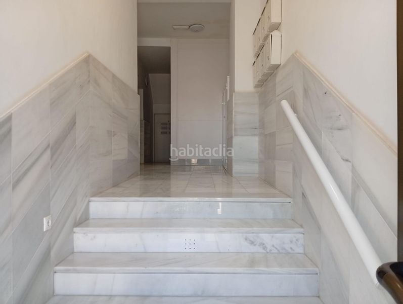 Foto e9347f99-b583-46df-a56c-d0895e309788. Pis a puerto de Garrucha Garrucha