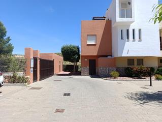 Casa en Golf Valle Este. Duplex urbanizacin valle del este en vera  almera