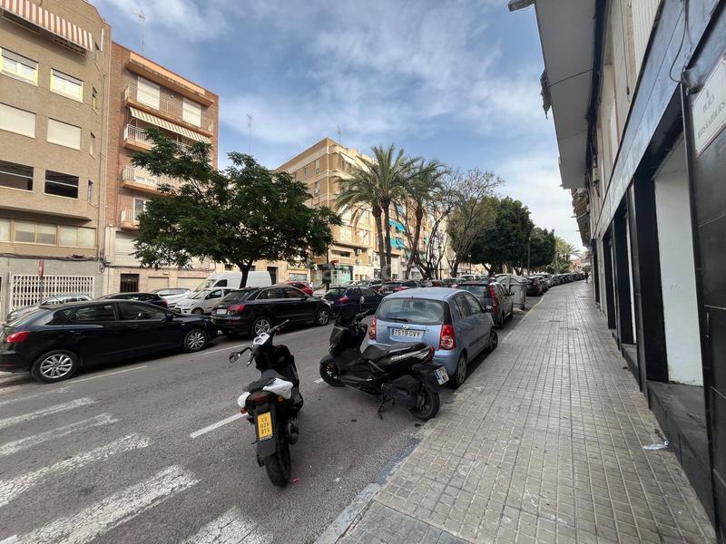 Foto a4437b23-6821-47b5-9ddc-7f367d612fbf. Locale commerciale in plaça reis catòlics 32 in Plaza Crevillente - Antiguos Juzgados - El Asilo Elche / Elx