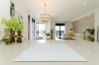 Maison  Anacardo. Villa en urbanización cerrada cerca de campo de golf