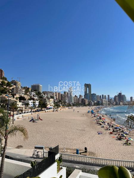 Foto 3adc1fec-73a8-49a8-80fb-762975503931. Zweistöckige wohnung mit heizung parking pool in Playa Poniente Benidorm