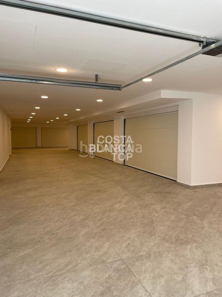 Foto e326ee91-d76e-4cb5-830d-c1d68382c005. Zweistöckige wohnung mit heizung parking pool in Playa Poniente Benidorm