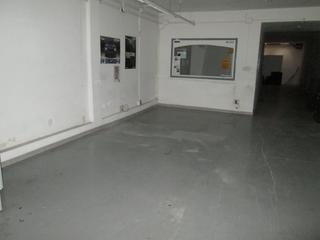 Lloguer Local Comercial  N-340. Local en laurea miro