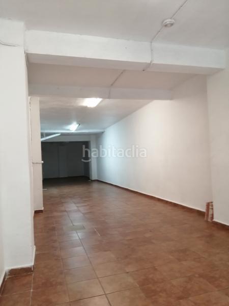 Foto cf85d67d-dd00-426c-a02f-74a70cd8ecba. Lloguer local comercial a El Gall Esplugues de Llobregat
