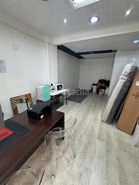 Foto c8413c4a-69ae-4b9c-bbbf-56f0e3a77044. Local commercial dans calle de fray luis de león 20 dans Valladolid