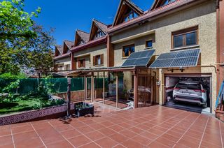 Casa adossada  Calle el monte. Chalet adosado de 286m² en la mejor zona de collado villalba