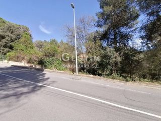 Terreny residencial  Avenida joan miro. Parcela en venta en seva de 756 m
