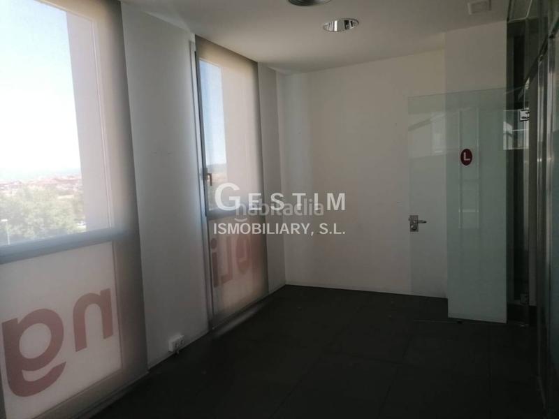 Foto a794e8db-5143-4db4-b36f-241a245a0c59. Alquiler oficina  en alquiler , zona caputxinssanta clarahospital en Vic