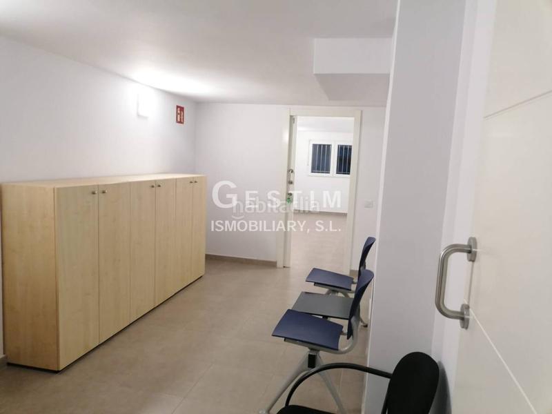 Foto 72f34ff5-919f-4c5d-a4c8-1d038451604e. Alquiler oficina alquiler de oficina zona capuchinossanta clarahospital en Vic