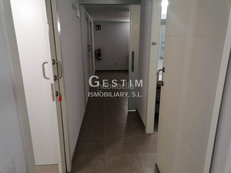 Foto 90070b76-a1da-4639-b6e0-a694c0393363. Alquiler oficina alquiler de oficina zona capuchinossanta clarahospital en Vic