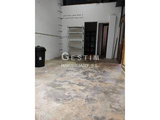 Location Local commercial  Sant jordi. Alquiler de local comercial en vic  zona caputxinssanta clarahos