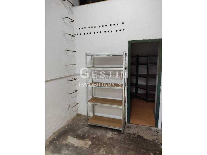 Foto 1f32243a-4ee0-4e02-9298-6a2af8a9f668. Alquiler local comercial alquiler de local comercial zona caputxinssanta clarahospital en Vic