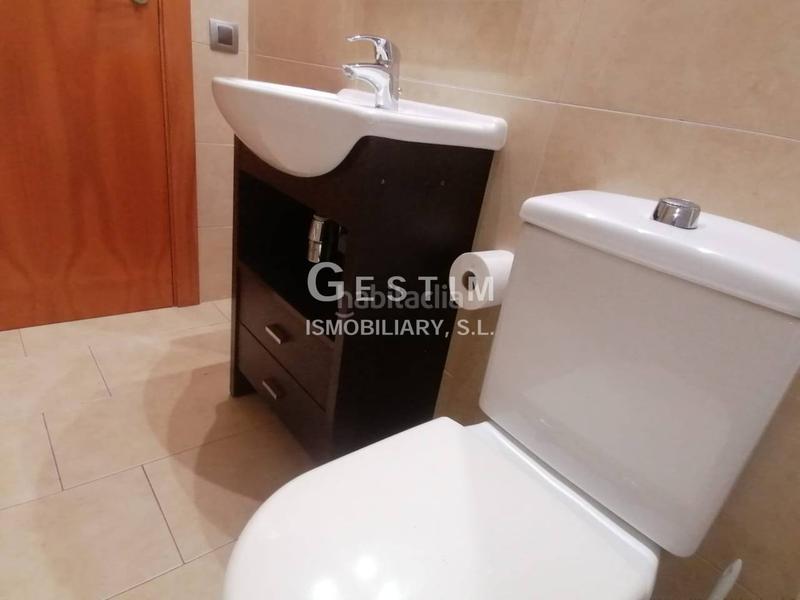 Foto 169e1610-2c2b-4f60-b559-bad9e81a2092. Piso en carrer de la serra 39 venta de un piso en Roda de Ter