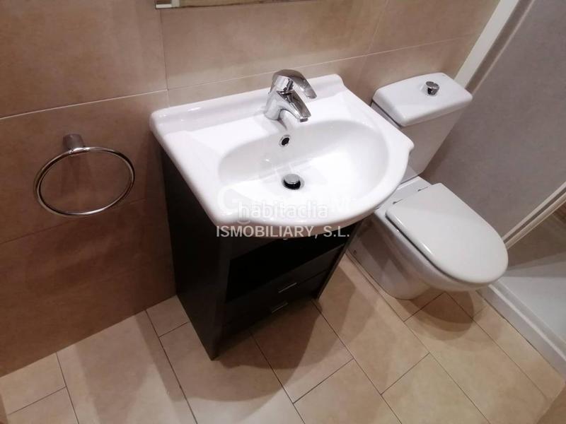 Foto 907e4106-b2d6-4ea5-b749-59655b466619. Piso en carrer de la serra 39 venta de un piso en Roda de Ter