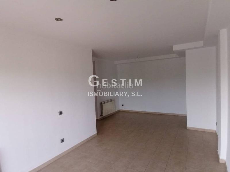 Foto a9baefe5-b0a2-4534-8139-0c6586fbed74. Piso en carrer de la serra 39 venta de un piso en Roda de Ter