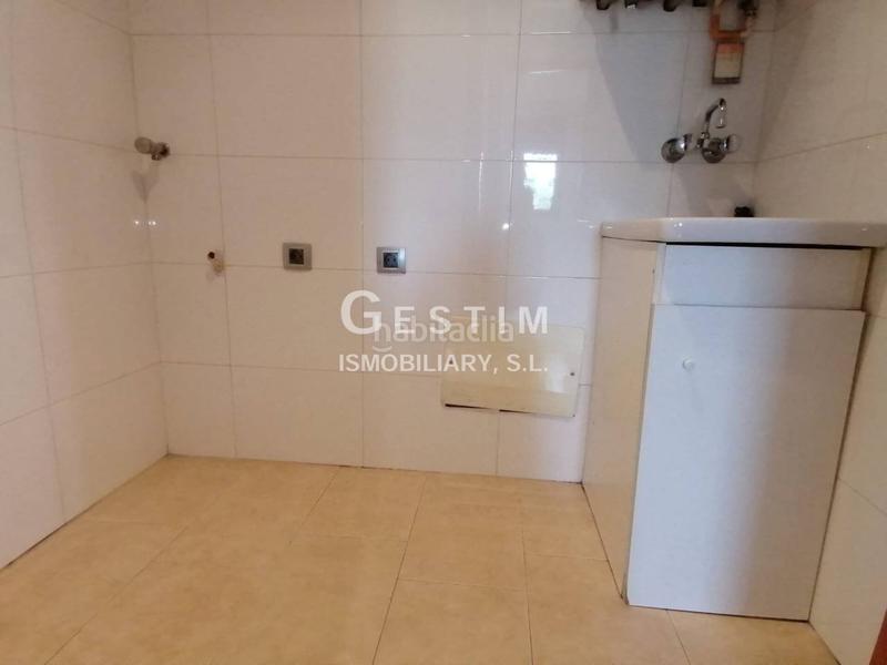Foto b3bfcf2d-f171-4674-b6a6-aac7ec44aaec. Piso en carrer de la serra 39 venta de un piso en Roda de Ter