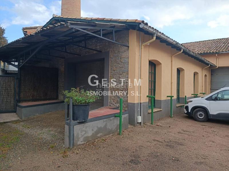 Foto 576b1061-3aaa-4ba6-b4d8-7a0bec7b3d4a. Lloguer local comercial a Caputxins-Ambulatori Vic