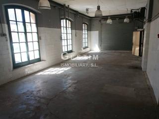 Lloguer Local Comercial  Sant jordi. Alquiler de local comercial en vic