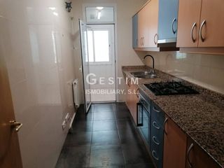 Pis  Calle torello. Piso en venta en caputxinssanta clarahospital, vic