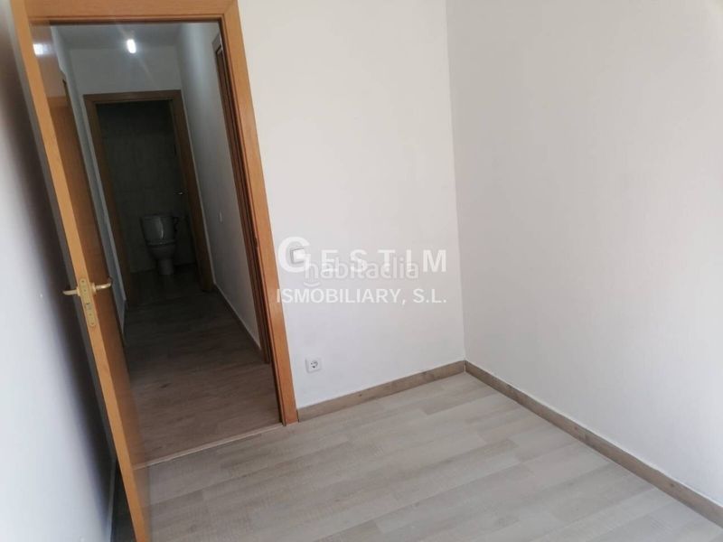 Foto 028e481d-b34c-4008-ac55-d3e4d920d3e3. Apartament amb calefacció aparcament a Caputxins-Ambulatori Vic