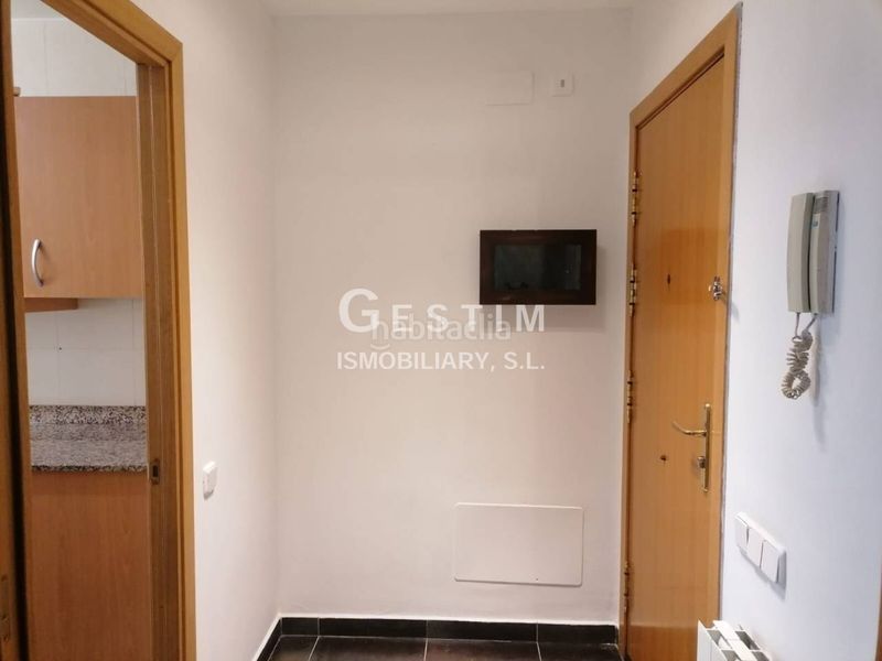 Foto 285ad5c2-38e6-4e8f-a988-483a8f991a86. Apartament amb calefacció aparcament a Caputxins-Ambulatori Vic