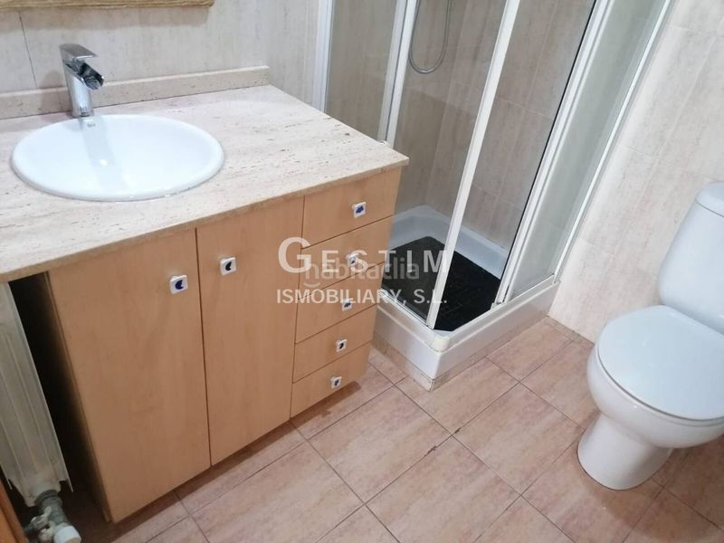 Foto b65bc4f4-cfde-4fde-95da-60813a1355df. Apartament amb calefacció aparcament a Caputxins-Ambulatori Vic